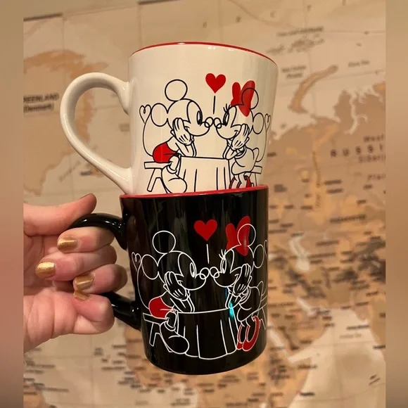 Disney Mickey & Minnie Mouse Valentine’s Day Love Swing Black & White Mug Set - Picture 1 of 12